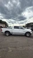 Used 2014 RAM 1500 Laramie AWD/4WD image 4