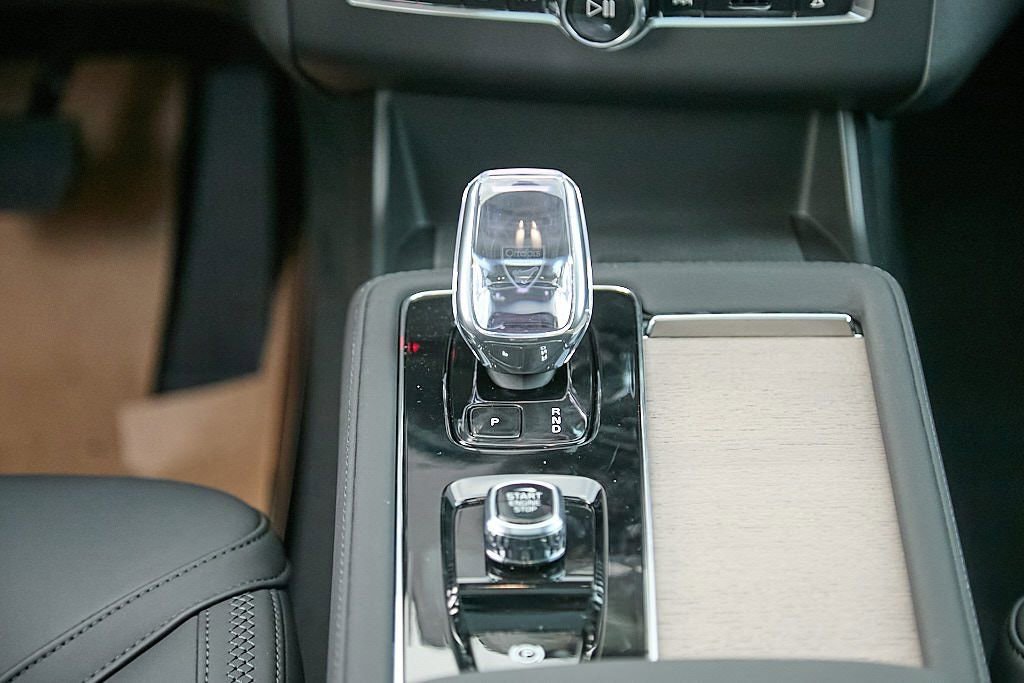 New 2026 Volvo XC90 B6 Plus w/ Protection Package Premier image 29