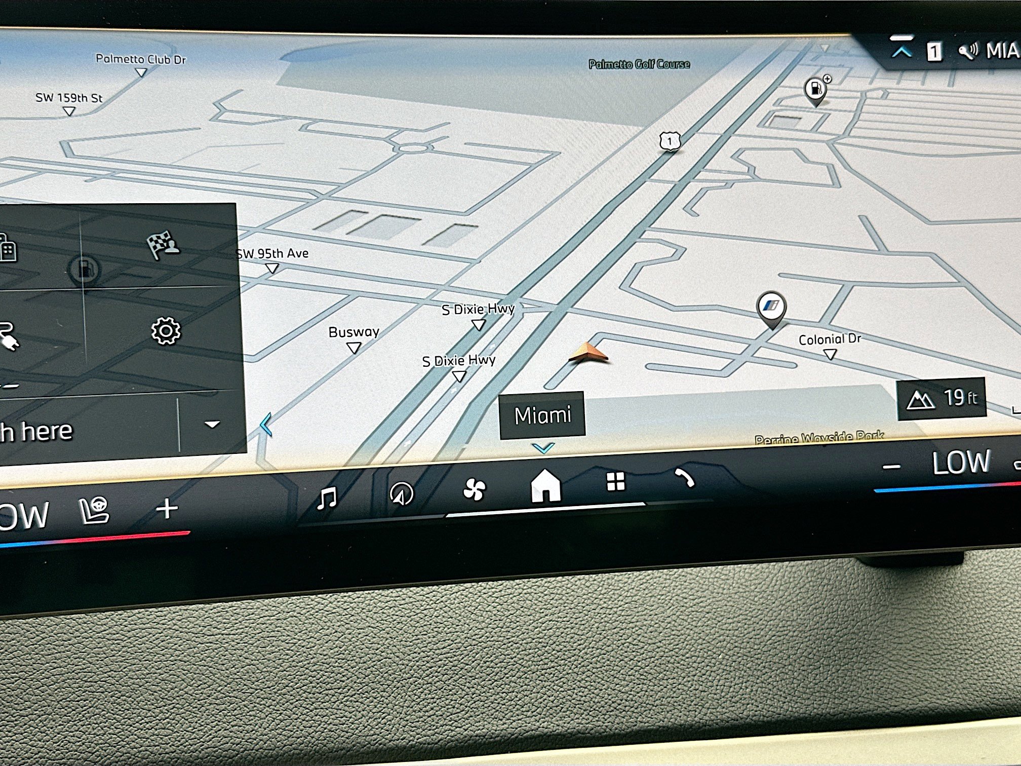 Certified 2025 BMW iX xDrive50 image 13