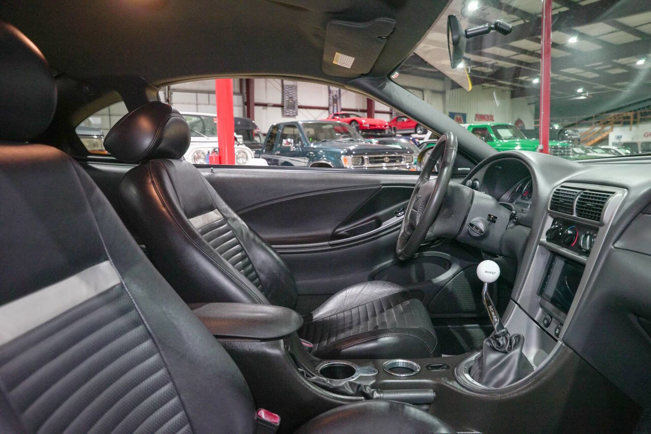 Used 2004 Ford Mustang Mach 1 RWD image 38