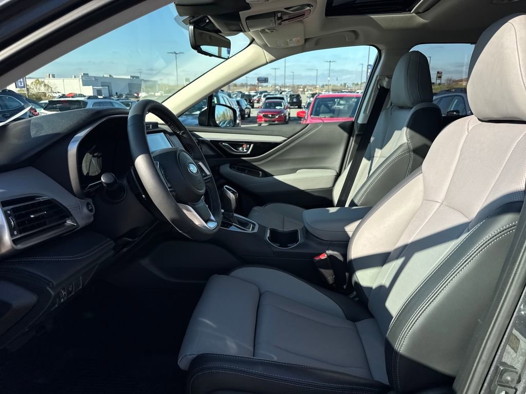 Used 2025 Subaru Outback Limited w/ Popular Package #2 image 13