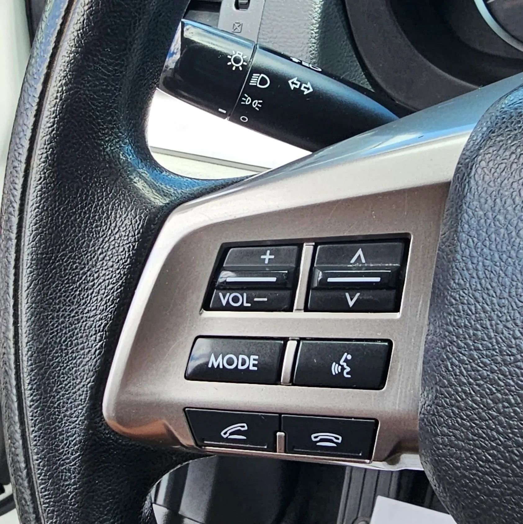 Used 2014 Subaru Forester 2.5i AWD/4WD image 22