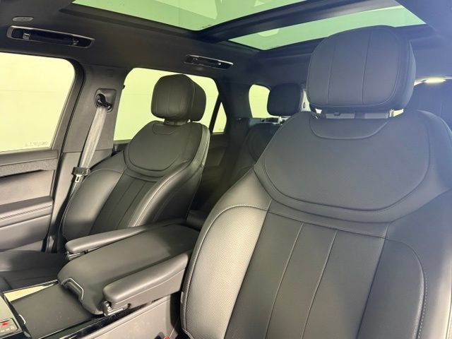 Certified 2025 Land Rover Range Rover Sport Dynamic SE AWD/4WD image 6