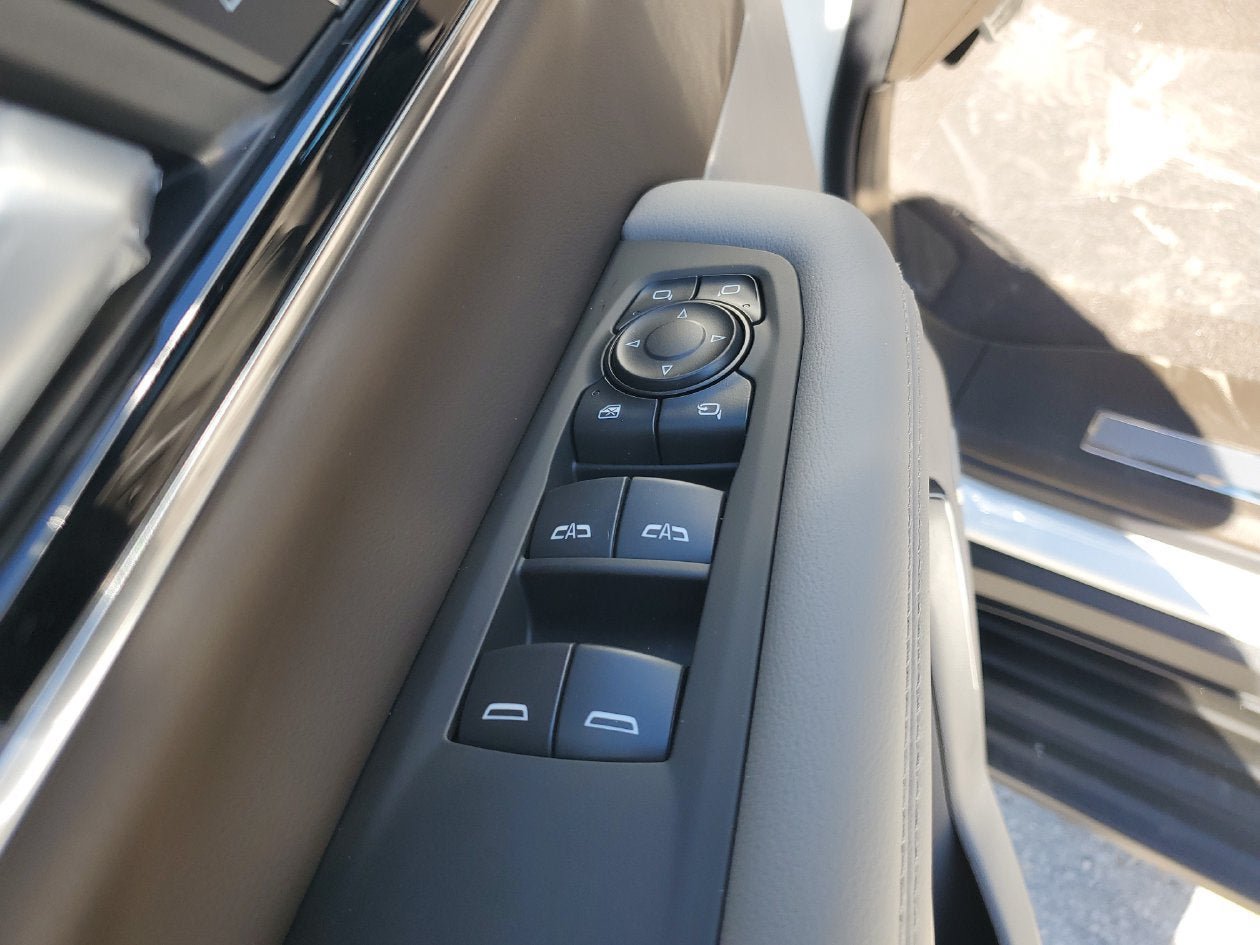 New 2027 GMC Yukon XL Elevation w/ Elevation Preferred Package RWD image 18