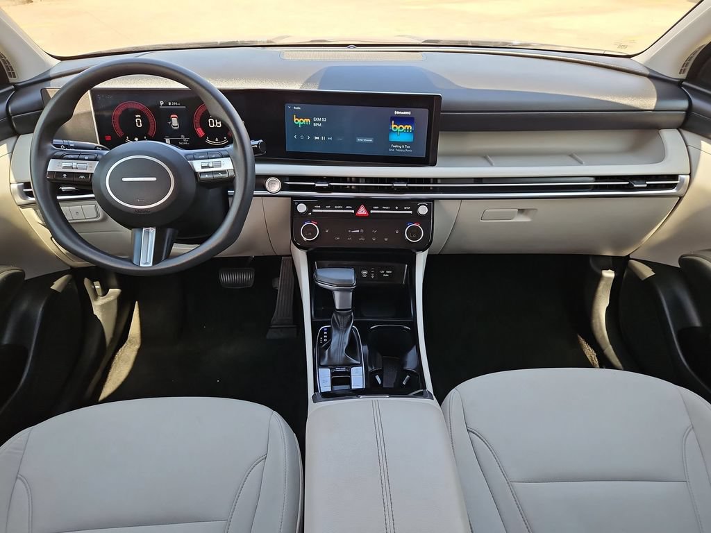 Used 2025 Hyundai Tucson SEL FWD image 26