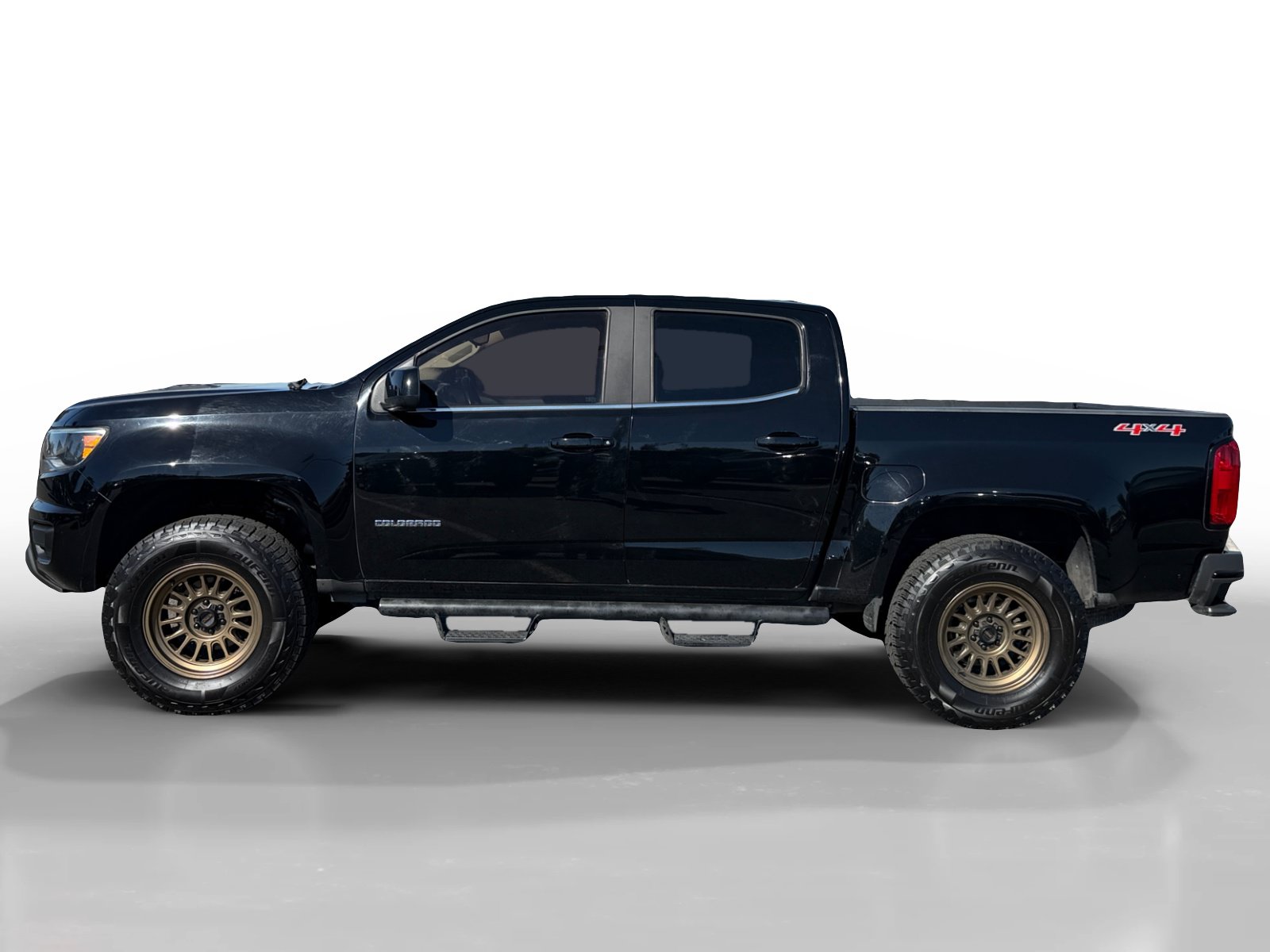 Used 2020 Chevrolet Colorado LT AWD/4WD image 2