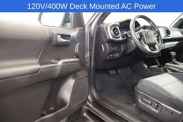 Used 2023 Toyota Tacoma TRD Sport w/ Black Out Package (TMS) image 9