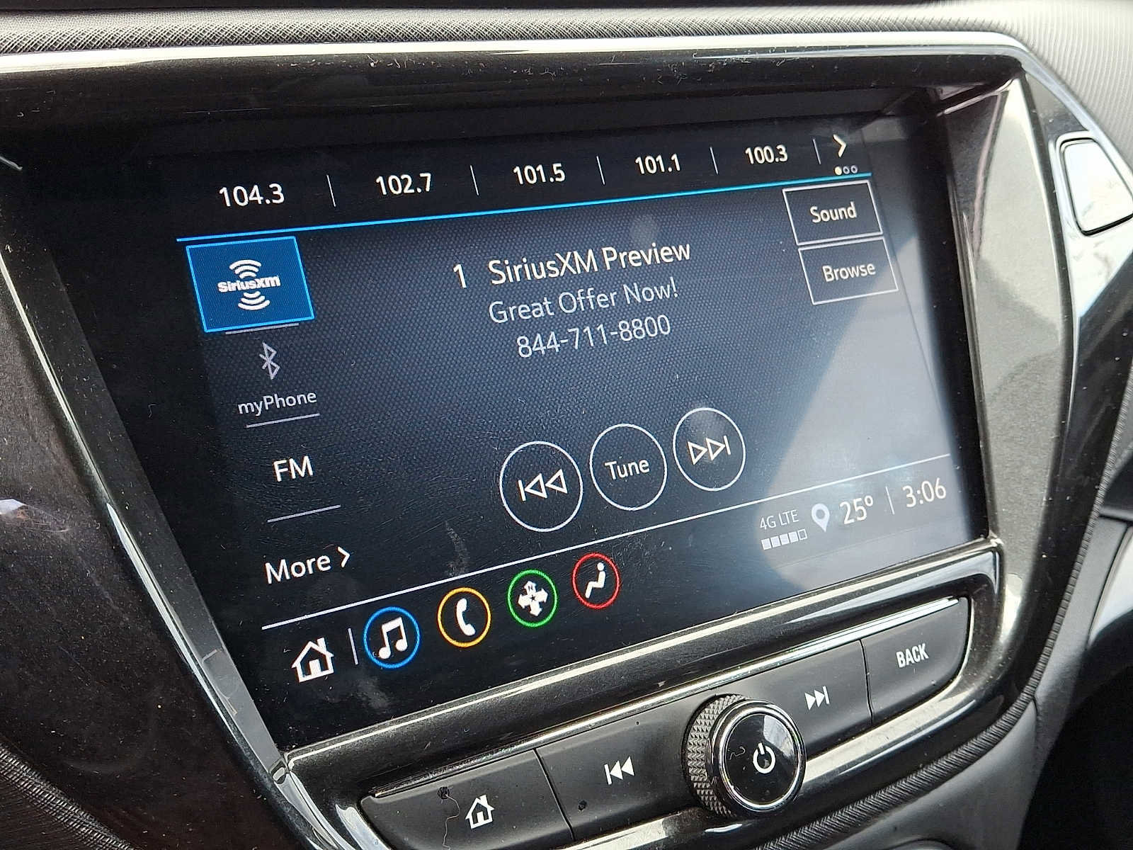 Used 2023 Chevrolet TrailBlazer LT w/ Convenience Package image 16
