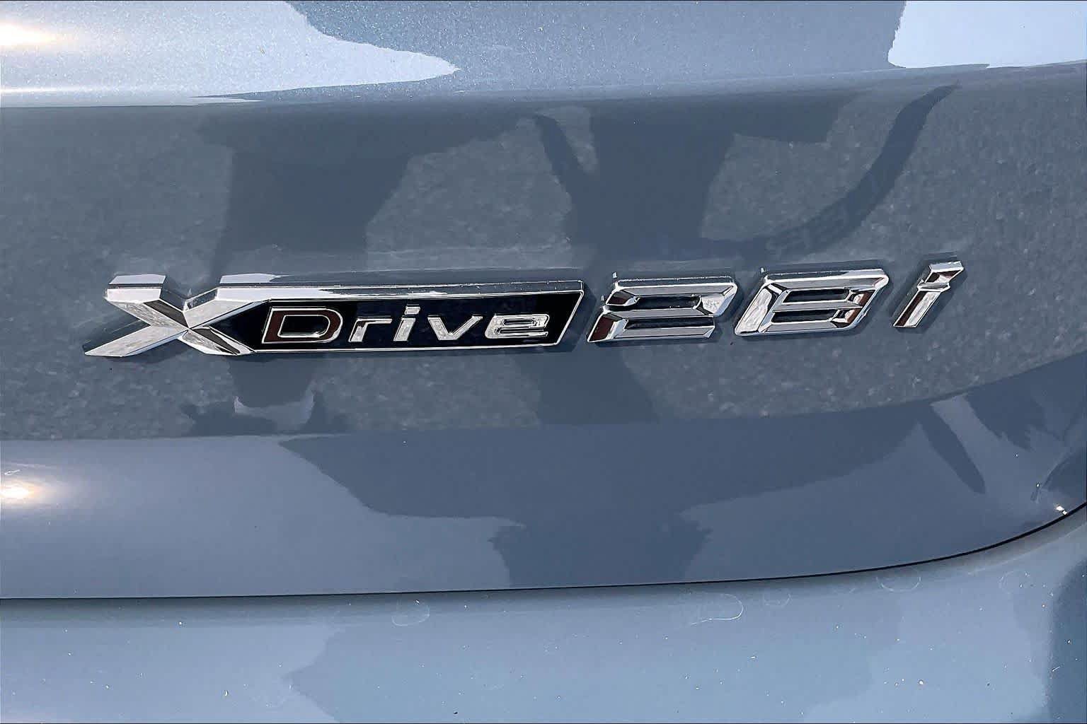 Used 2026 BMW X1 xDrive28i w/ Convenience Package AWD/4WD image 9