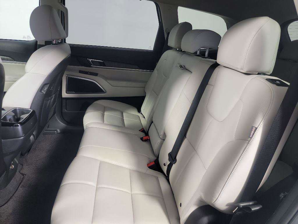 Certified 2023 Kia Telluride EX image 20