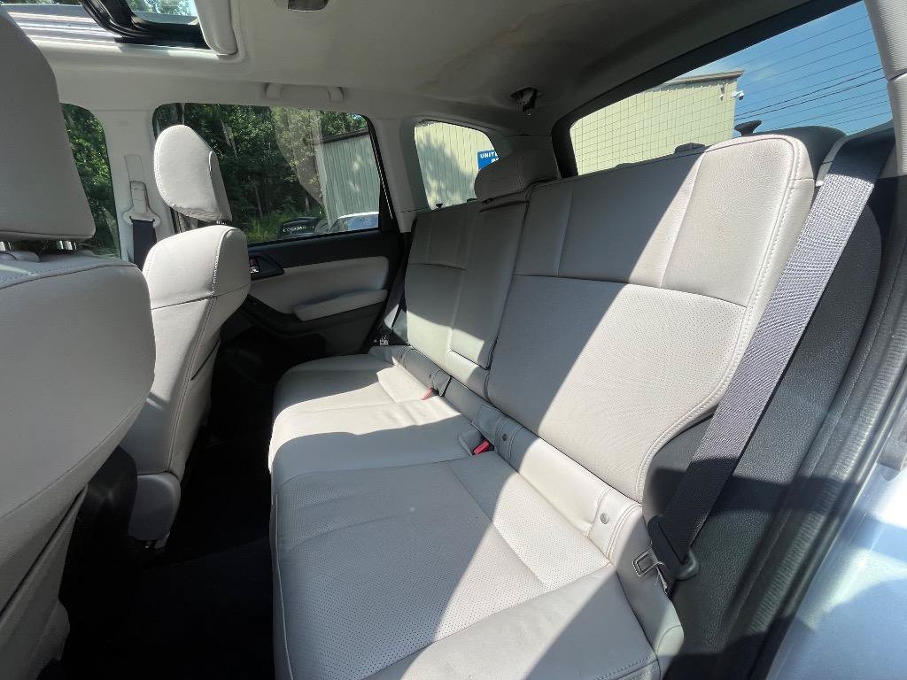 Used 2015 Subaru Forester 2.5i Limited AWD/4WD image 33