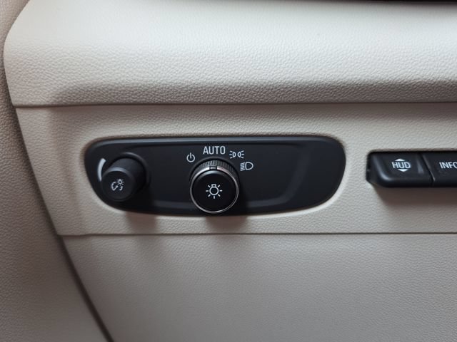 Used 2021 Buick Envision Avenir AWD/4WD image 27