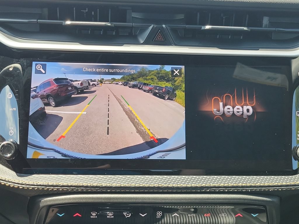 New 2026 Jeep Cherokee Overland AWD/4WD image 18