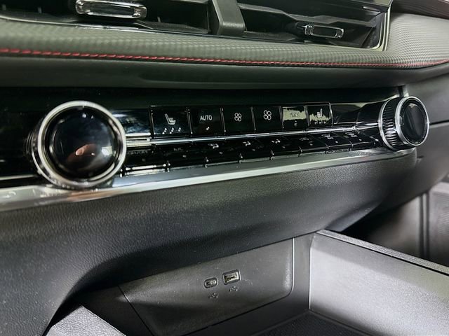 Used 2025 Chevrolet Equinox RS image 19