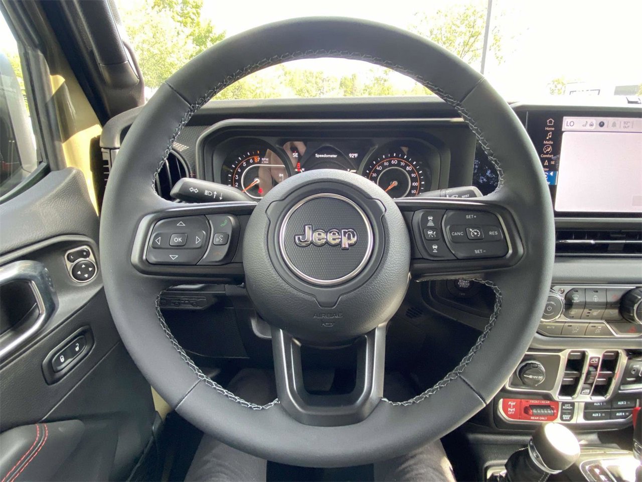 New 2025 Jeep Gladiator Rubicon image 33