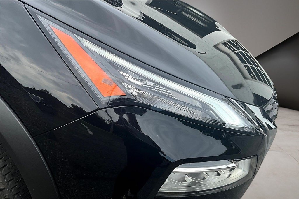 Certified 2023 Nissan Rogue SV AWD/4WD image 31