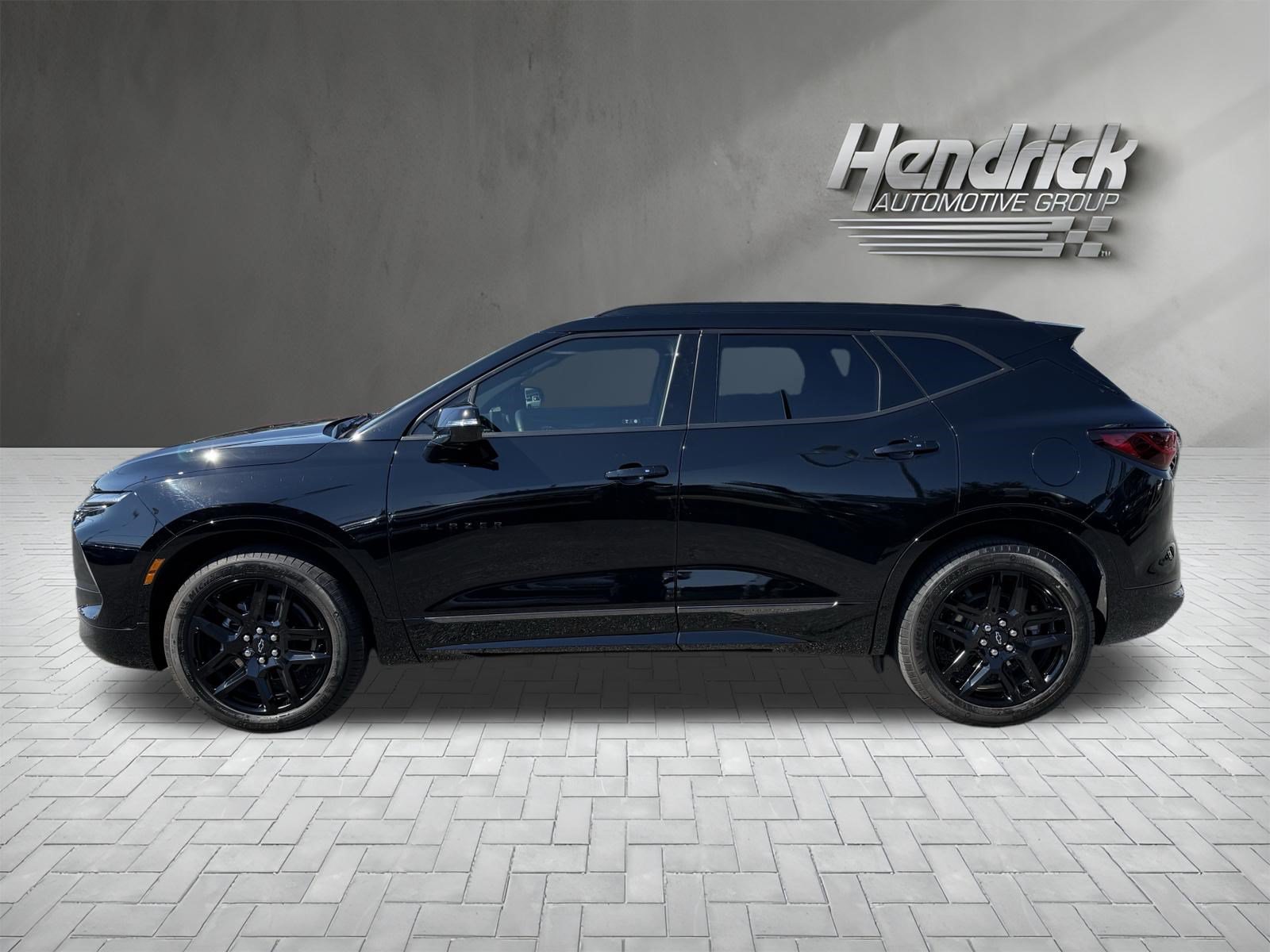 Used 2025 Chevrolet Blazer RS w/ Driver Confidence II Package FWD image 7