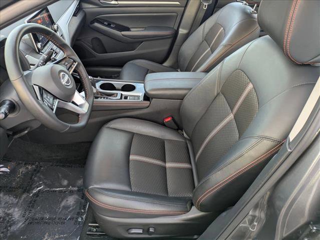 Used 2025 Nissan Altima 2.5 SR image 15