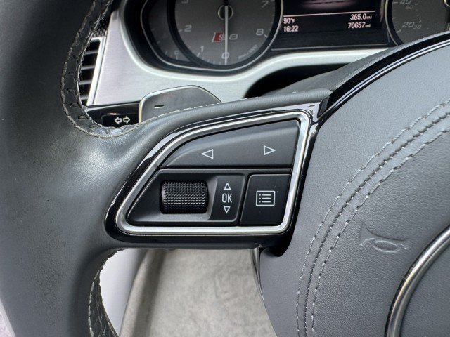 Used 2017 Audi S8 Plus AWD/4WD image 27