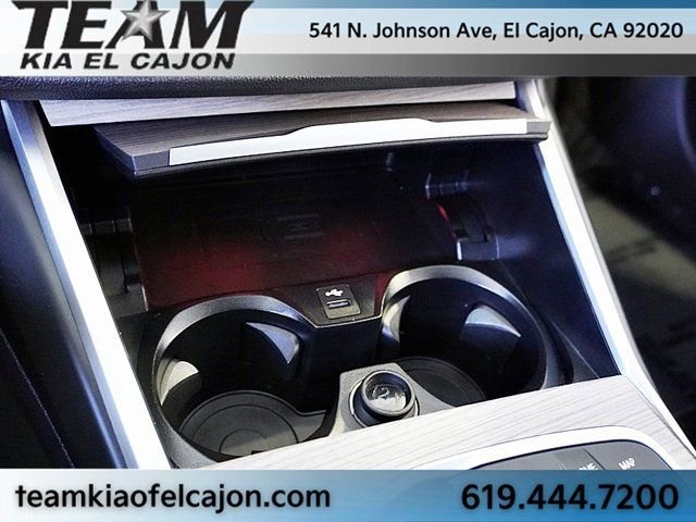 Used 2025 BMW i4 eDrive40 image 31