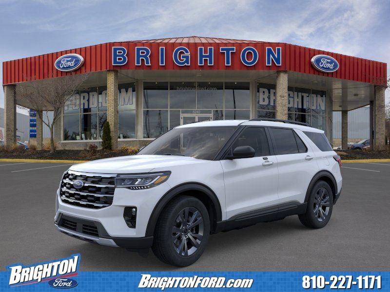 Used 2026 Ford Explorer Active AWD/4WD image 3