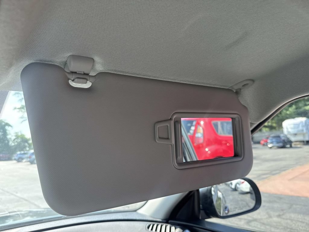 Used 2025 Kia Soul LX FWD image 25
