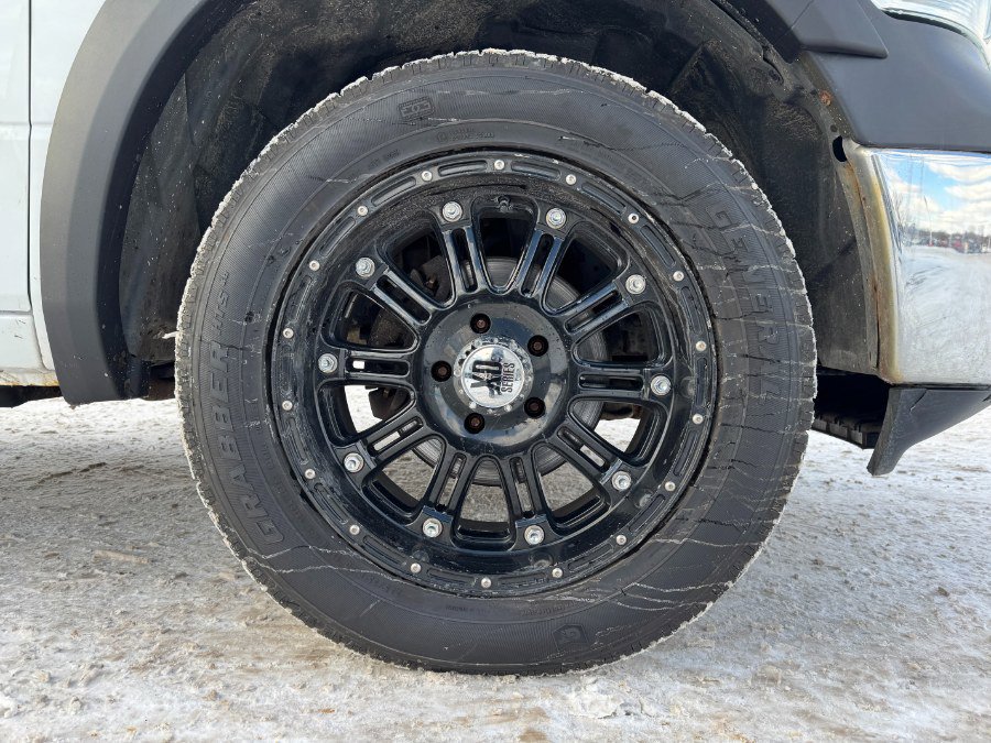 Used 2015 RAM 1500 ST w/ SXT Appearance Group image 13