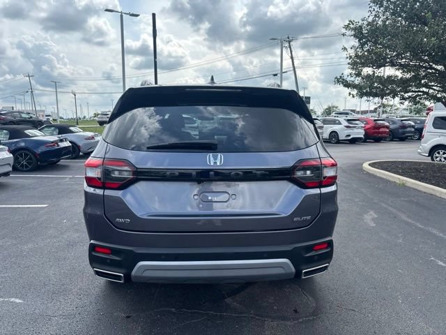 Used 2025 Honda Pilot Elite image 8