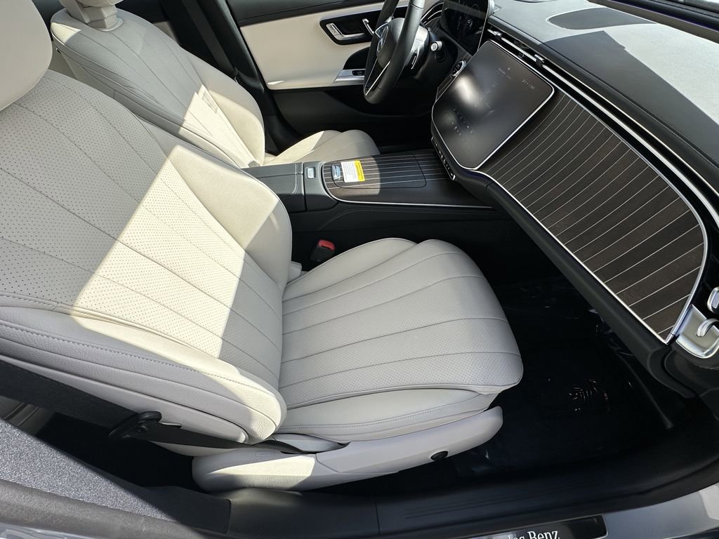New 2026 Mercedes-Benz E 450 4MATIC Sedan image 15