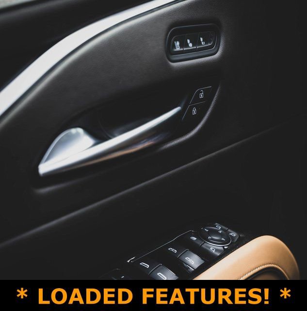 Used 2022 Cadillac Escalade Sport w/ LPO, ONYX Package image 32