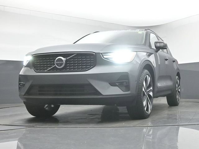New 2026 Volvo XC40 B5 Ultra w/ Climate Package image 39