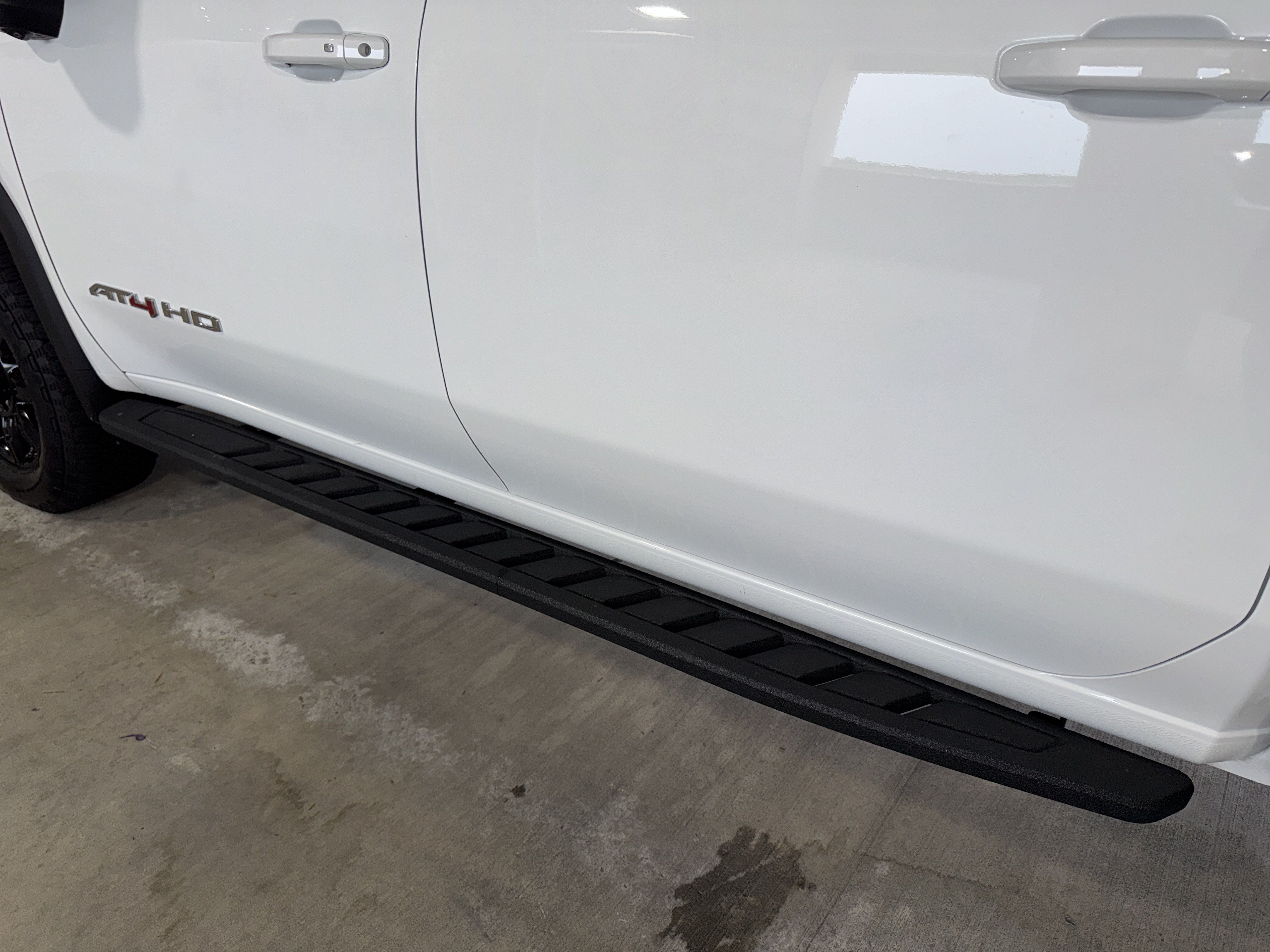 Used 2026 GMC Sierra 2500 AT4 w/ AT4 Premium Plus Package AWD/4WD image 42