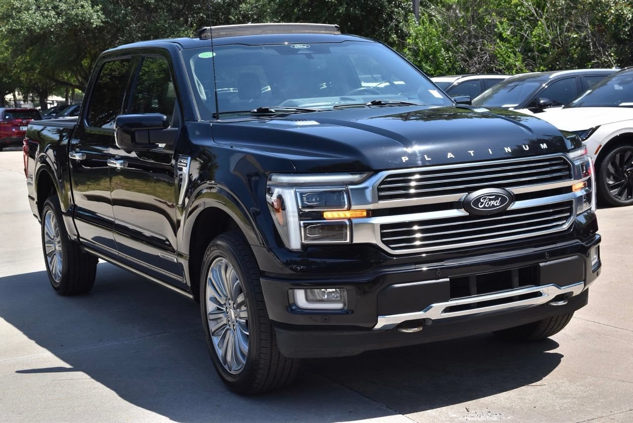 Certified 2024 Ford F150 Platinum w/ Equipment Group 703A Plus AWD/4WD image 4