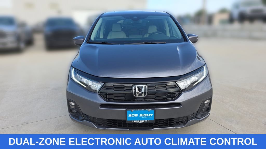 New 2026 Honda Odyssey Touring image 8