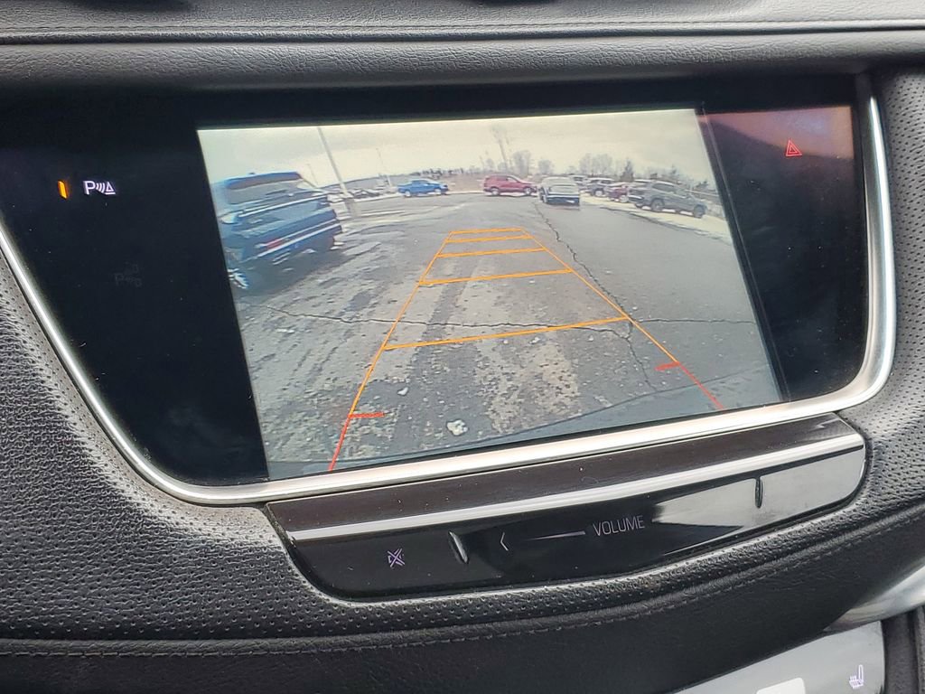 Used 2017 Cadillac XT5 Luxury w/ Driver Awareness Package image 19