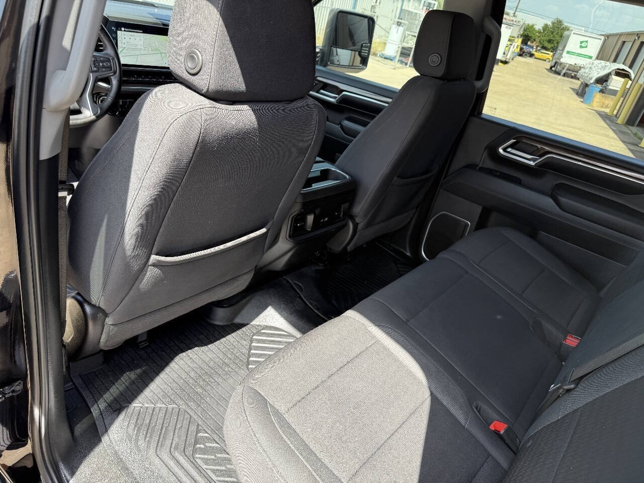 Used 2024 Chevrolet Silverado 2500 LT AWD/4WD image 19