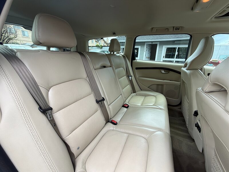 Used 2012 Volvo XC70 T6 Premier Plus image 23