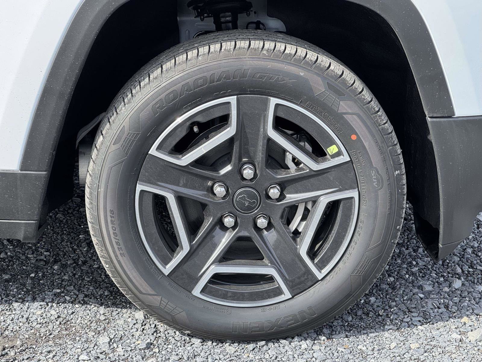 New 2026 Jeep Cherokee Laredo AWD/4WD image 27