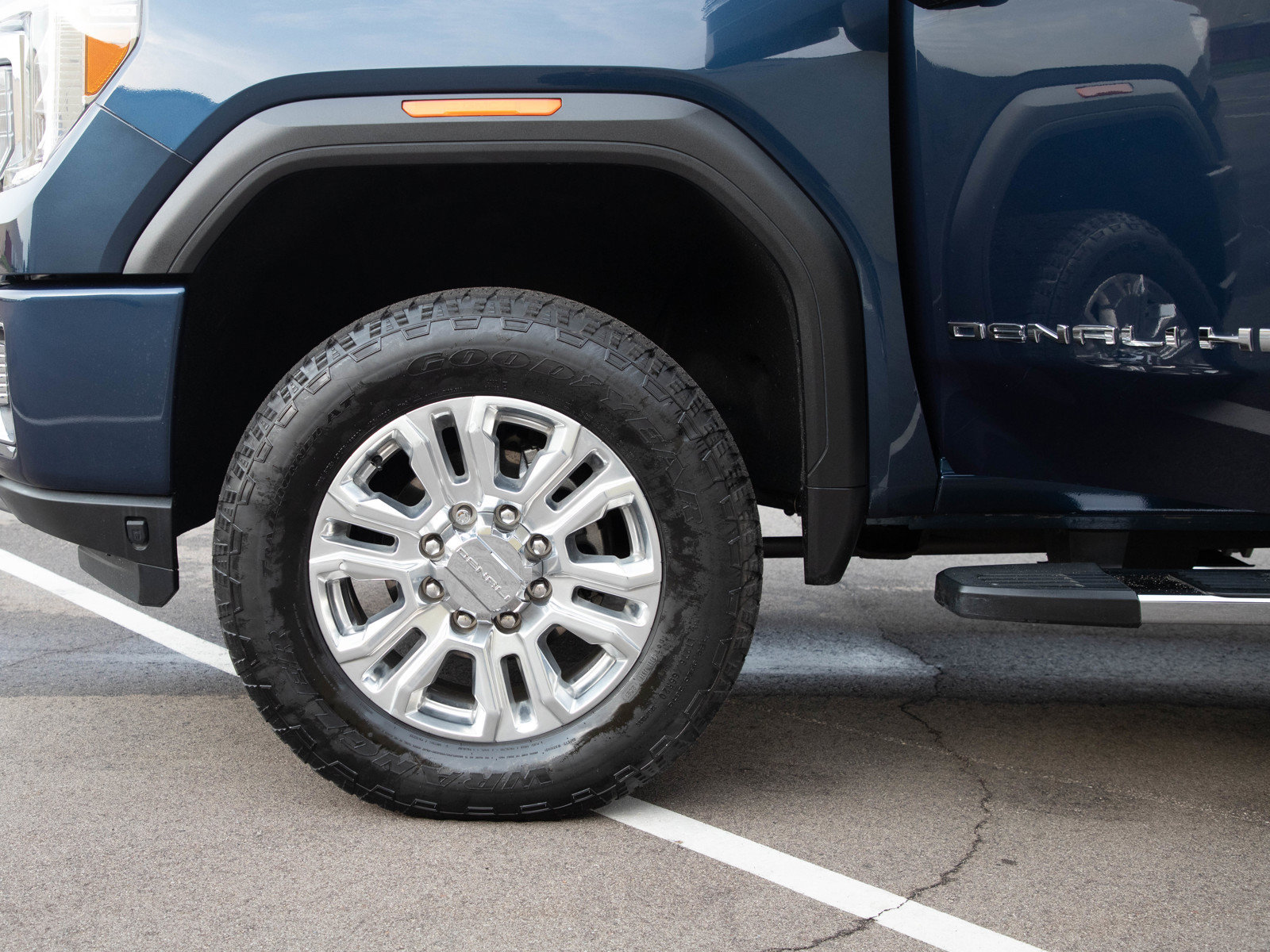 Used 2022 GMC Sierra 3500 Denali AWD/4WD image 30