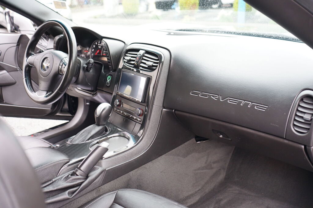 Used 2013 Chevrolet Corvette Coupe image 18