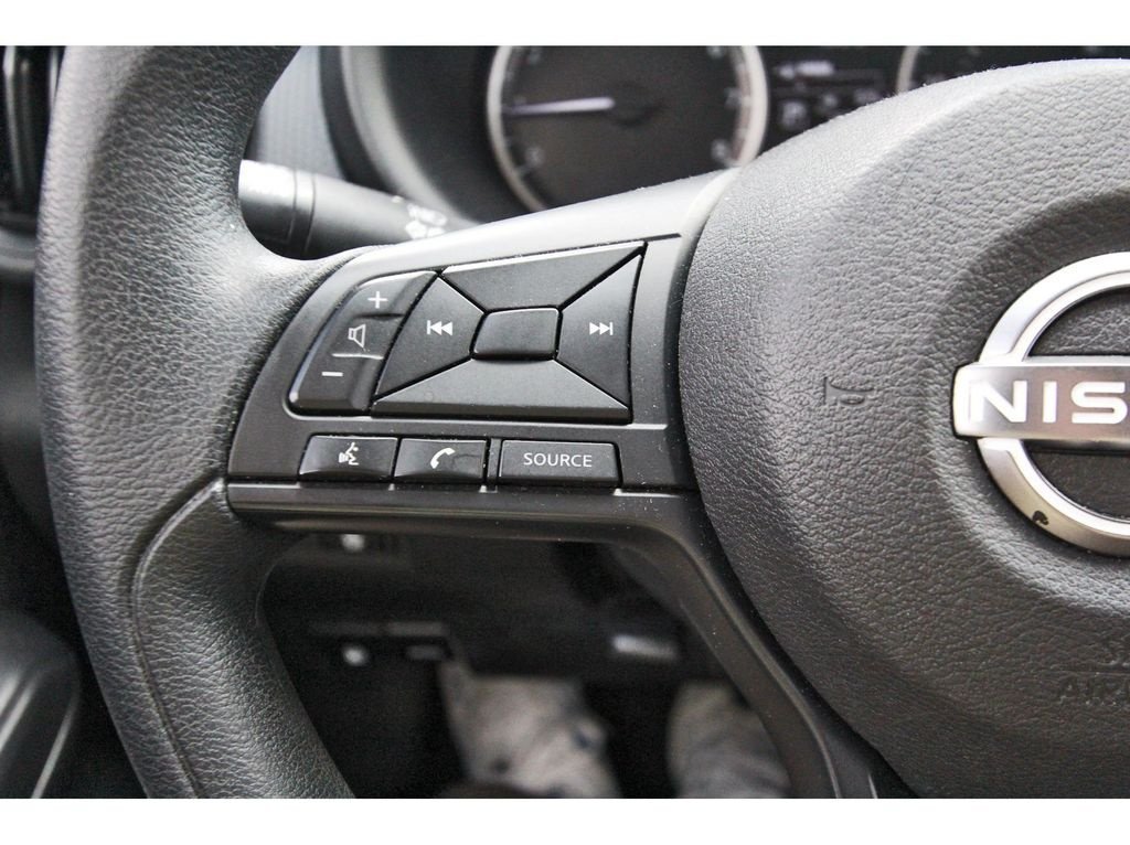 Used 2024 Nissan Kicks S FWD image 12