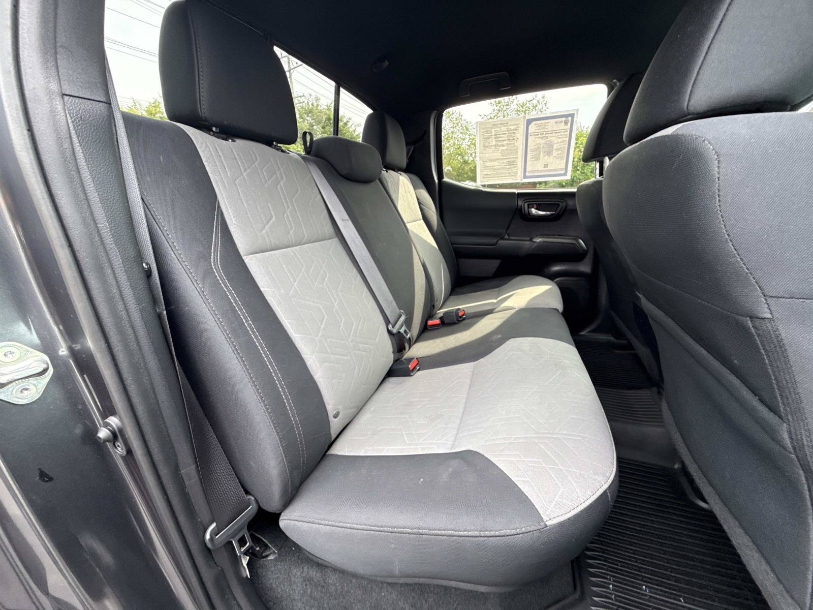 Used 2021 Toyota Tacoma TRD Sport w/ Technology Package AWD/4WD image 15