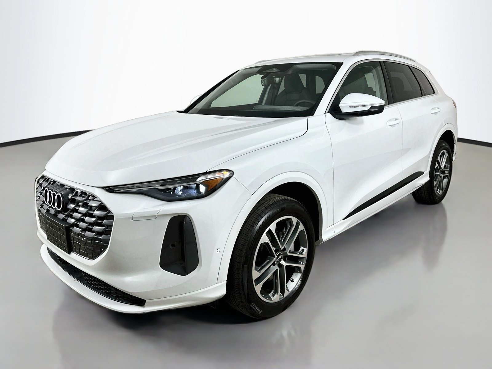 New 2026 Audi Q5 Premium Plus AWD/4WD image 1
