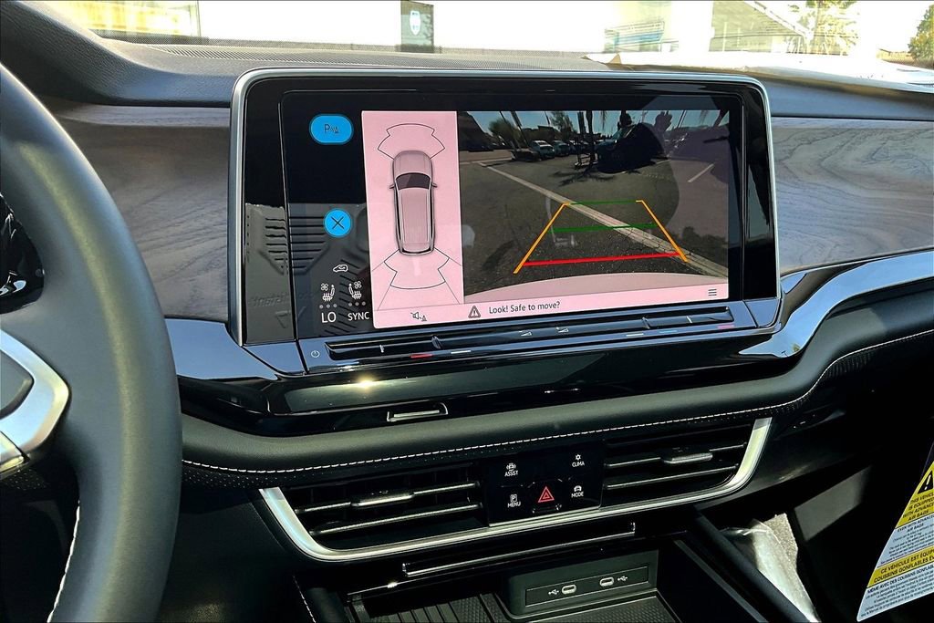 New 2026 Volkswagen Atlas SE image 13