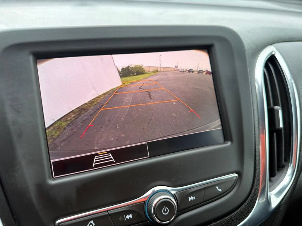 Used 2024 Chevrolet Equinox LT FWD image 15
