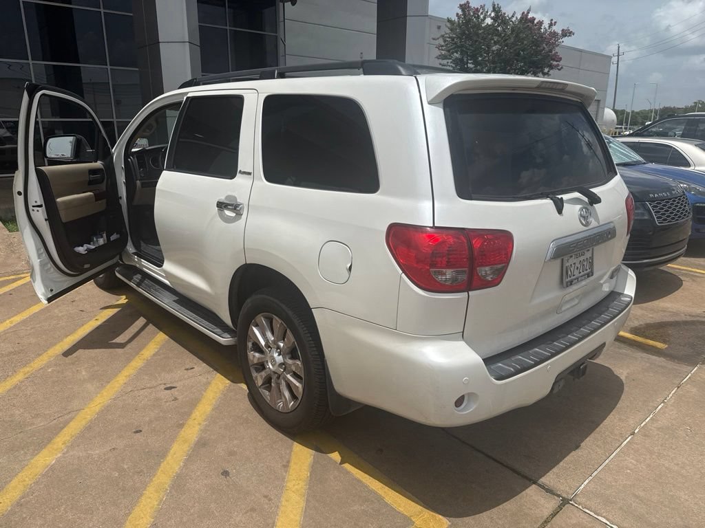 Used 2017 Toyota Sequoia Platinum RWD image 4