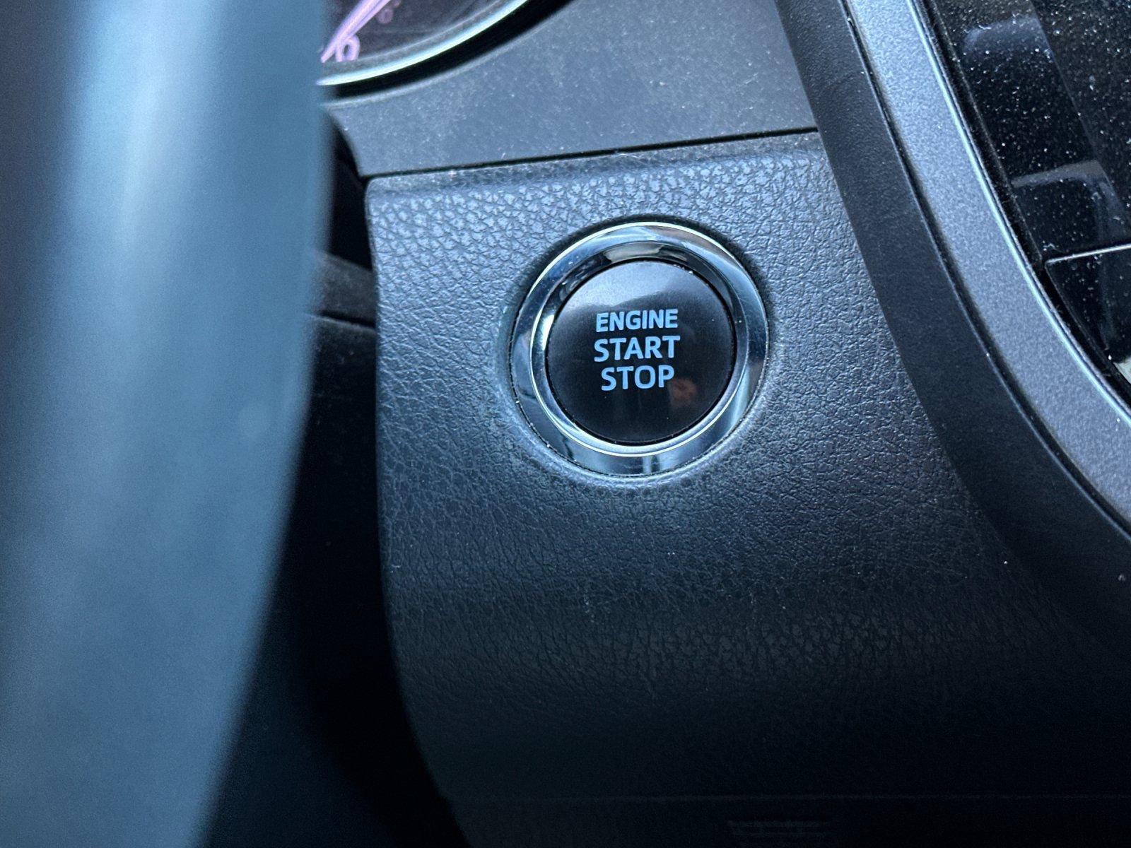 Used 2023 Toyota Camry SE w/ Convenience Package image 19