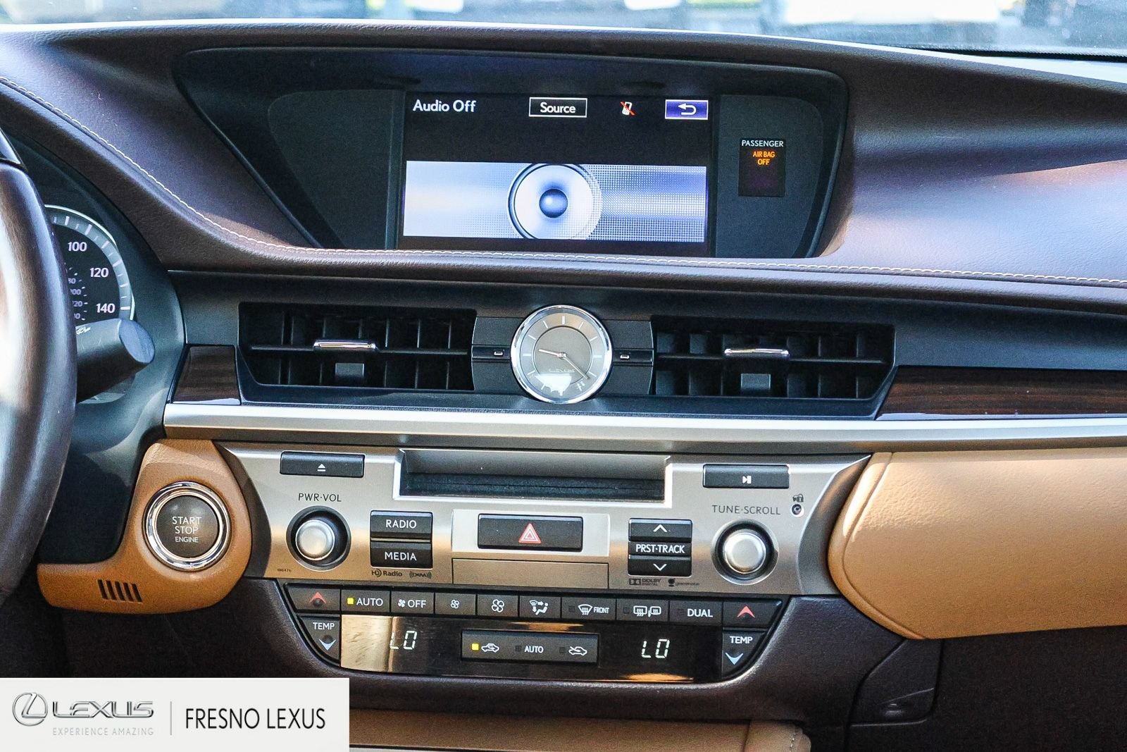Used 2016 Lexus ES 350 w/ Navigation System Package FWD image 16