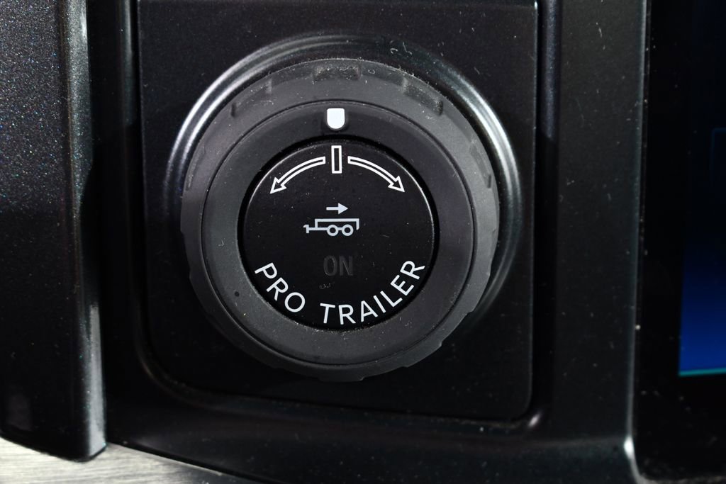 Used 2022 Ford F150 Lariat w/ Equipment Group 502A High image 30