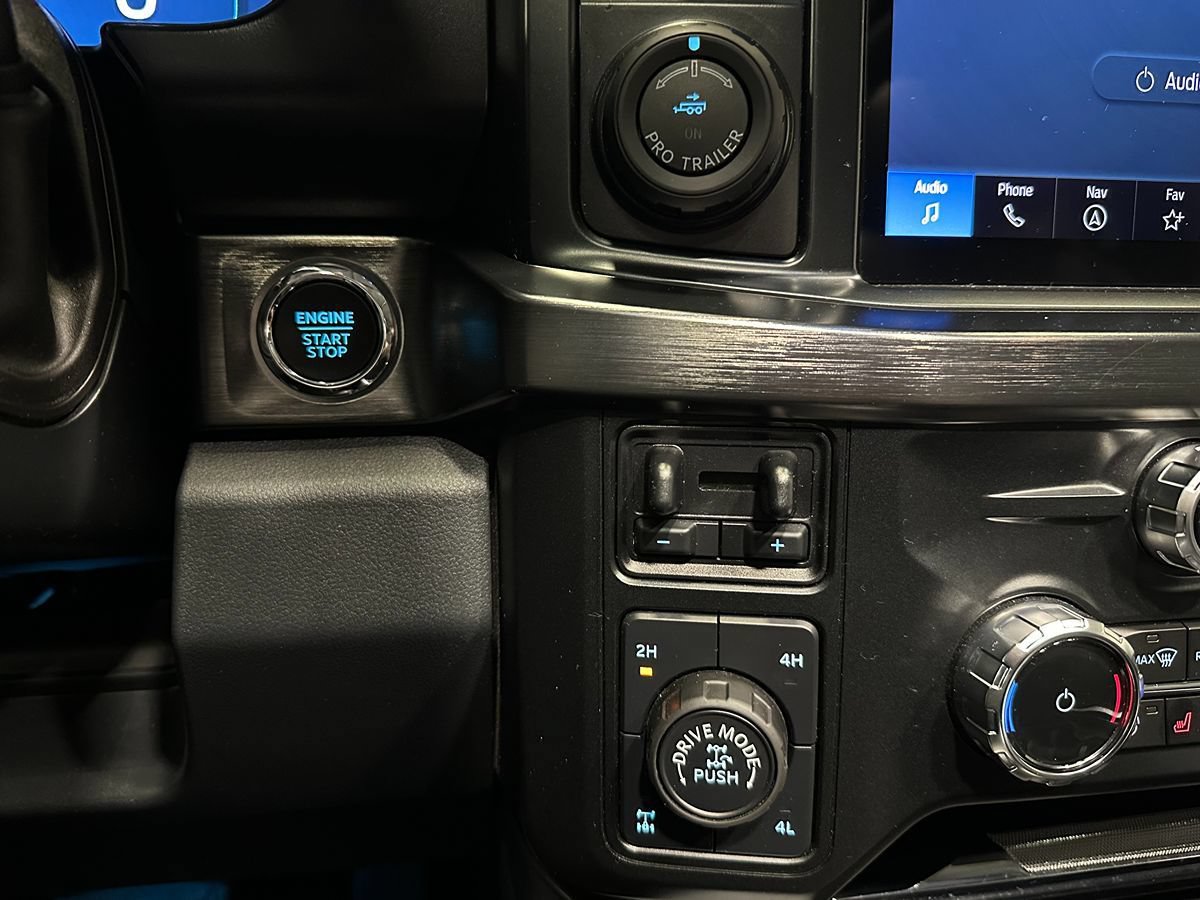 Used 2024 Ford F250 Lariat w/ Lariat Ultimate Package AWD/4WD image 37